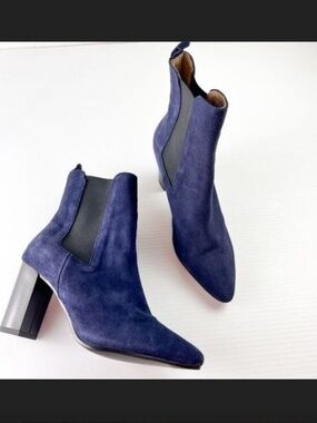 Antonio de Faria Debora Navy Blue Suede Block Heel Chelsea Ankle Boots 9 NEW
